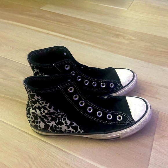 Converse Shoes - RARE Vintage Velvet Patterned Converse